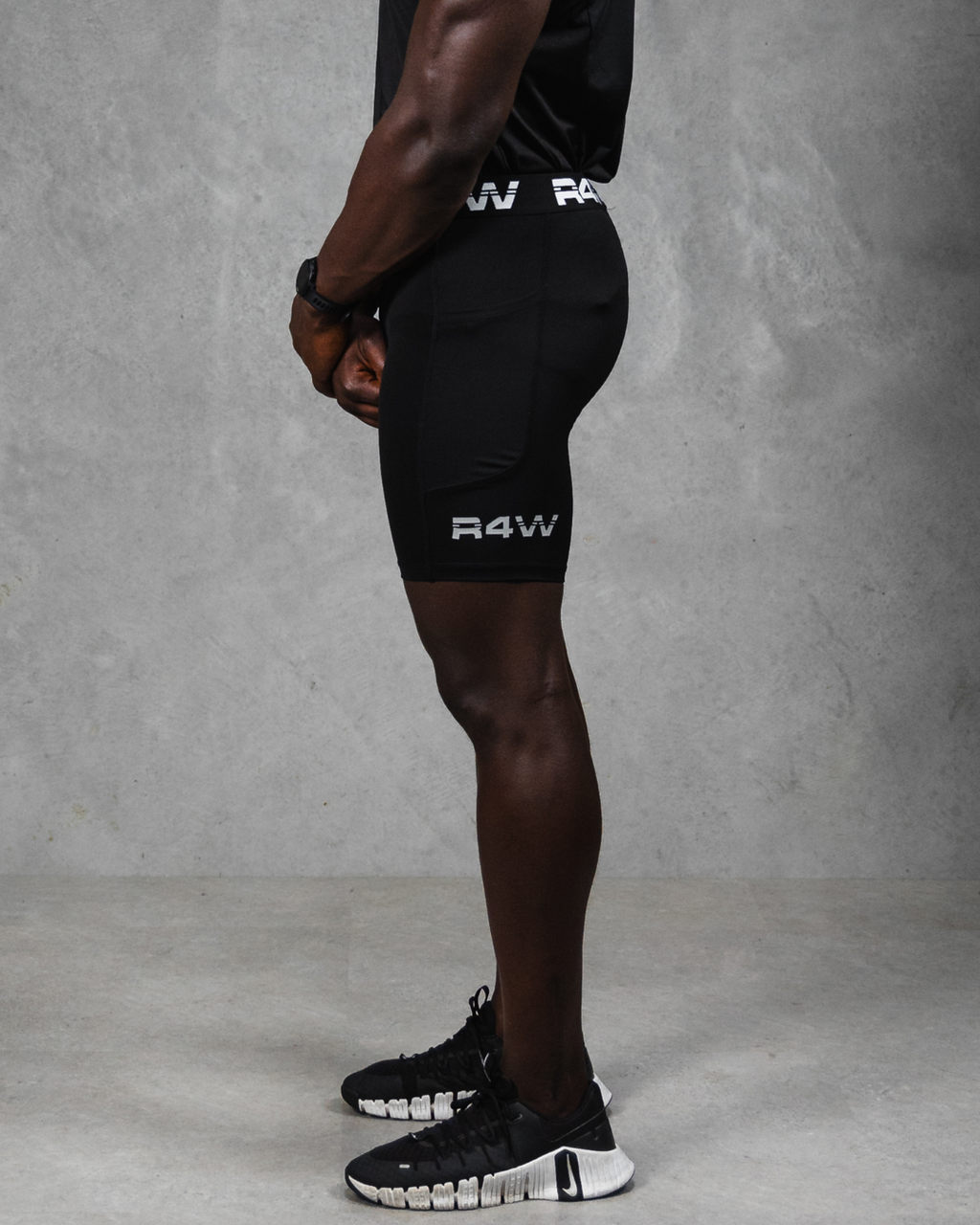 R4W COMPRESSION SHORTS BLACK