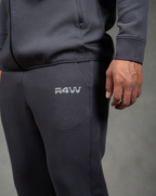 R4W TECH FLEECE TRACKPANTS CHARCOAL
