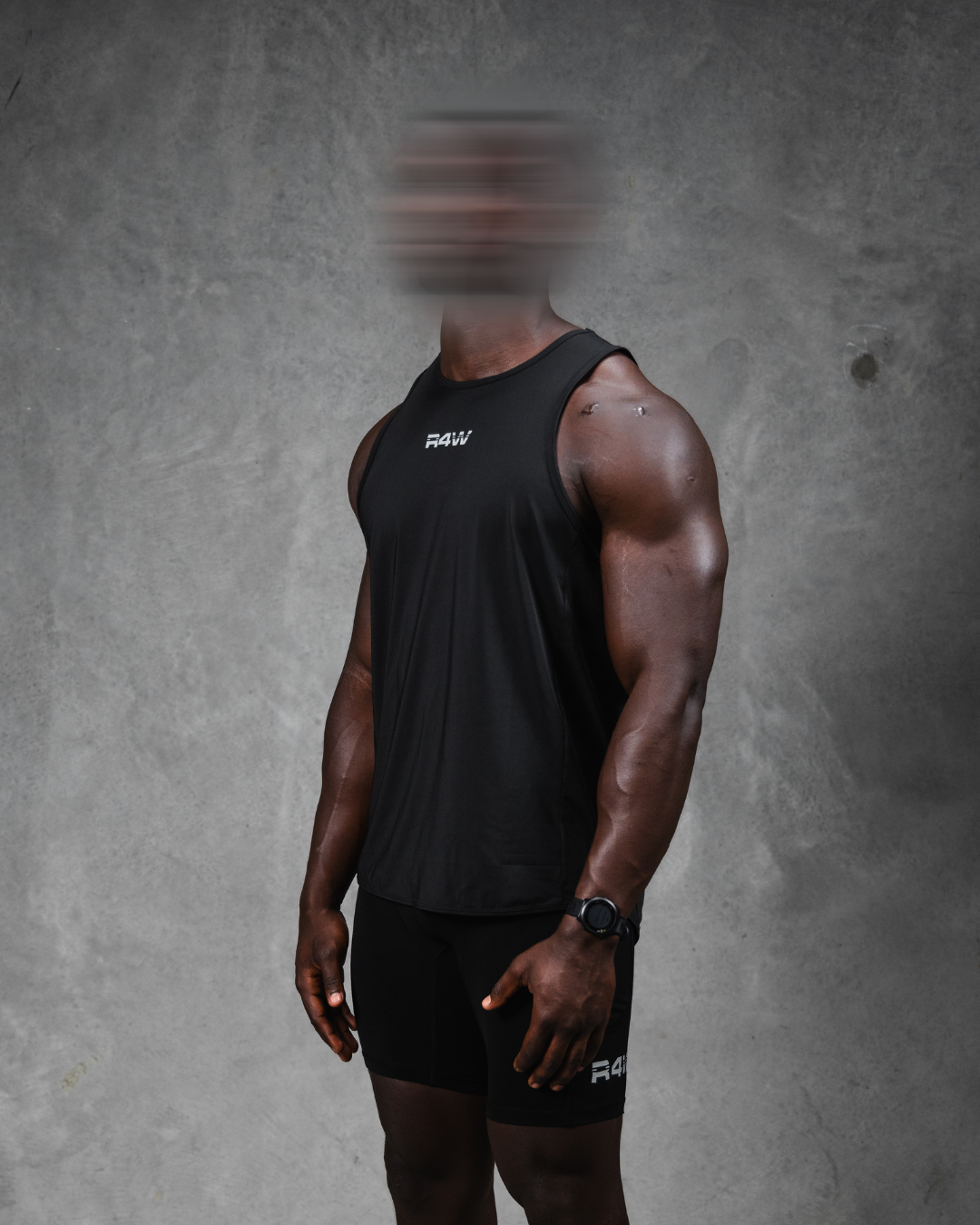 R4W ESSENTIALS RACER SINGLET BLACK