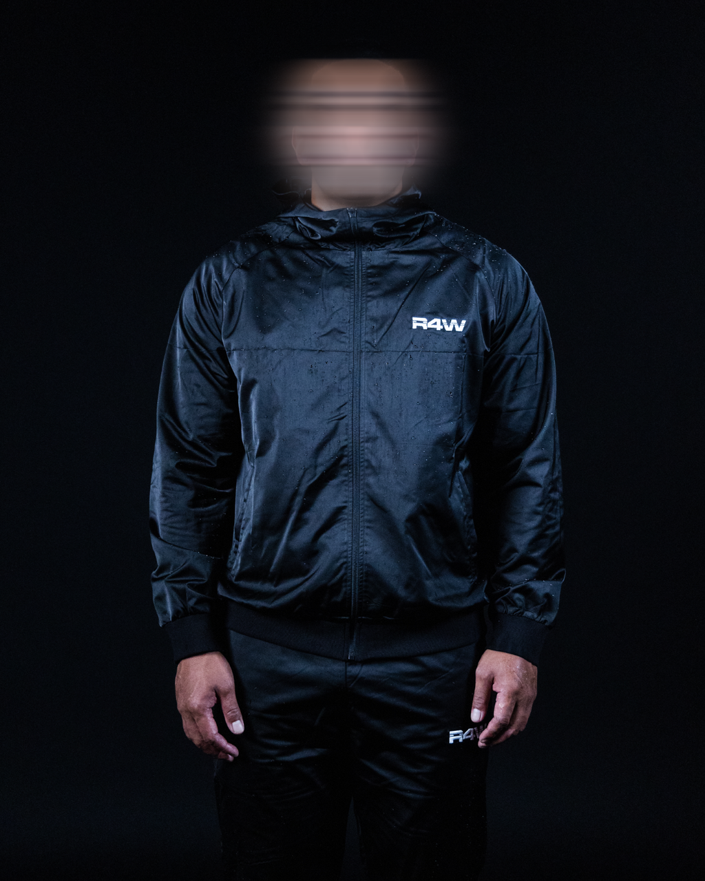 R4W HYDROTECH WINDBREAKER BLACK