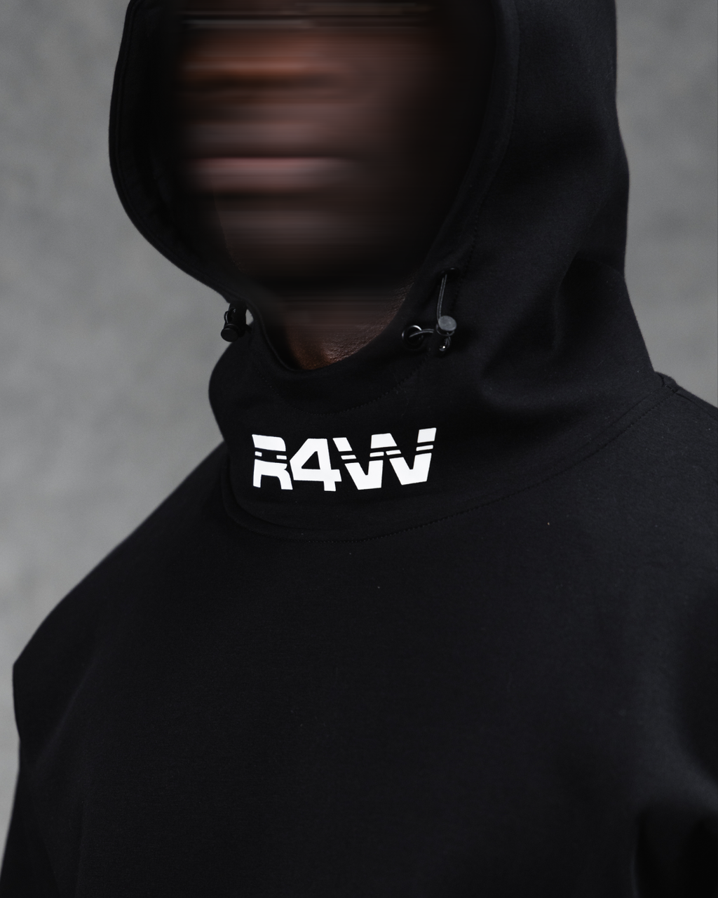 R4W ESSENTIALS HOODIE BLACK