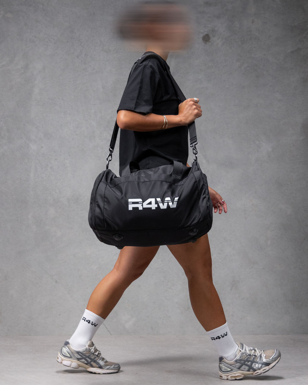 R4W LIMITLESS DUFFLE BAG BLACK
