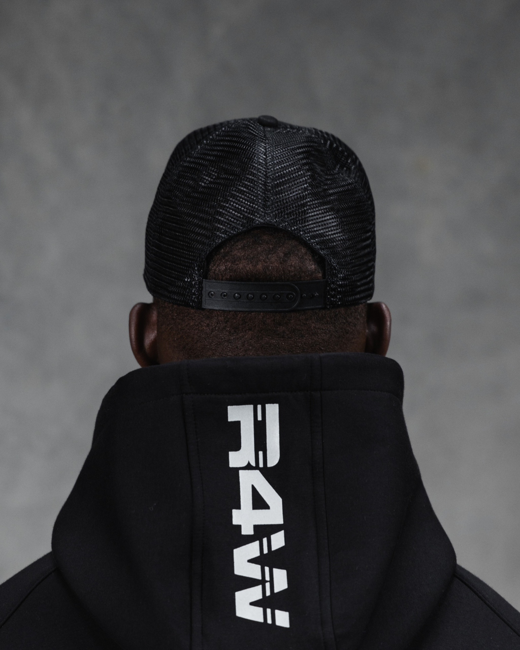 R4W TRUCKER CAP BLACK