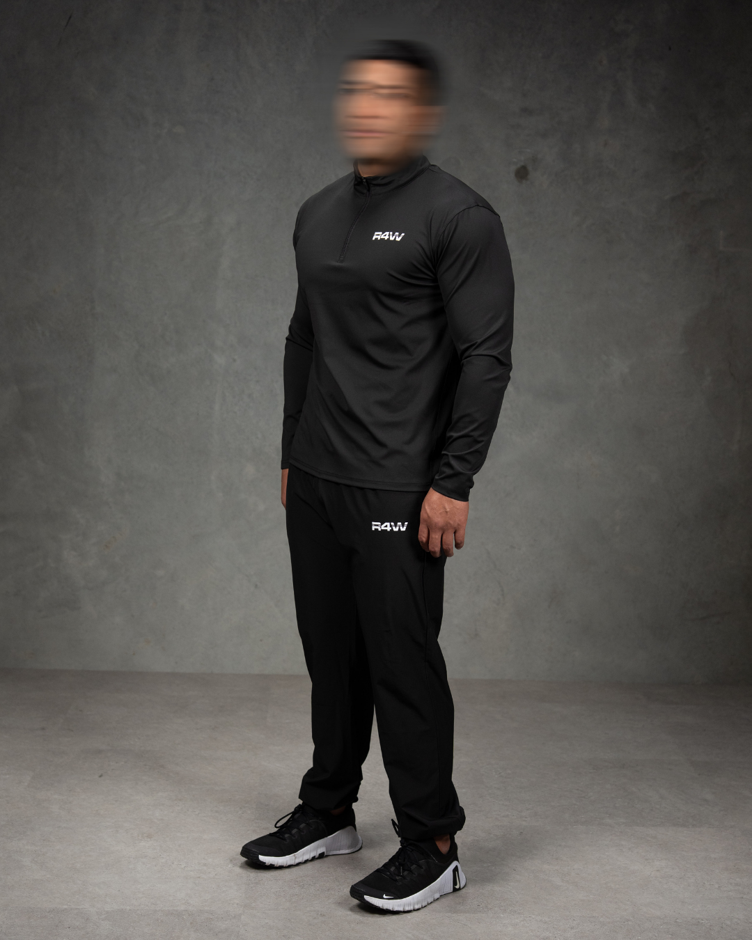 R4W ACTIVE QUARTER ZIP BLACK
