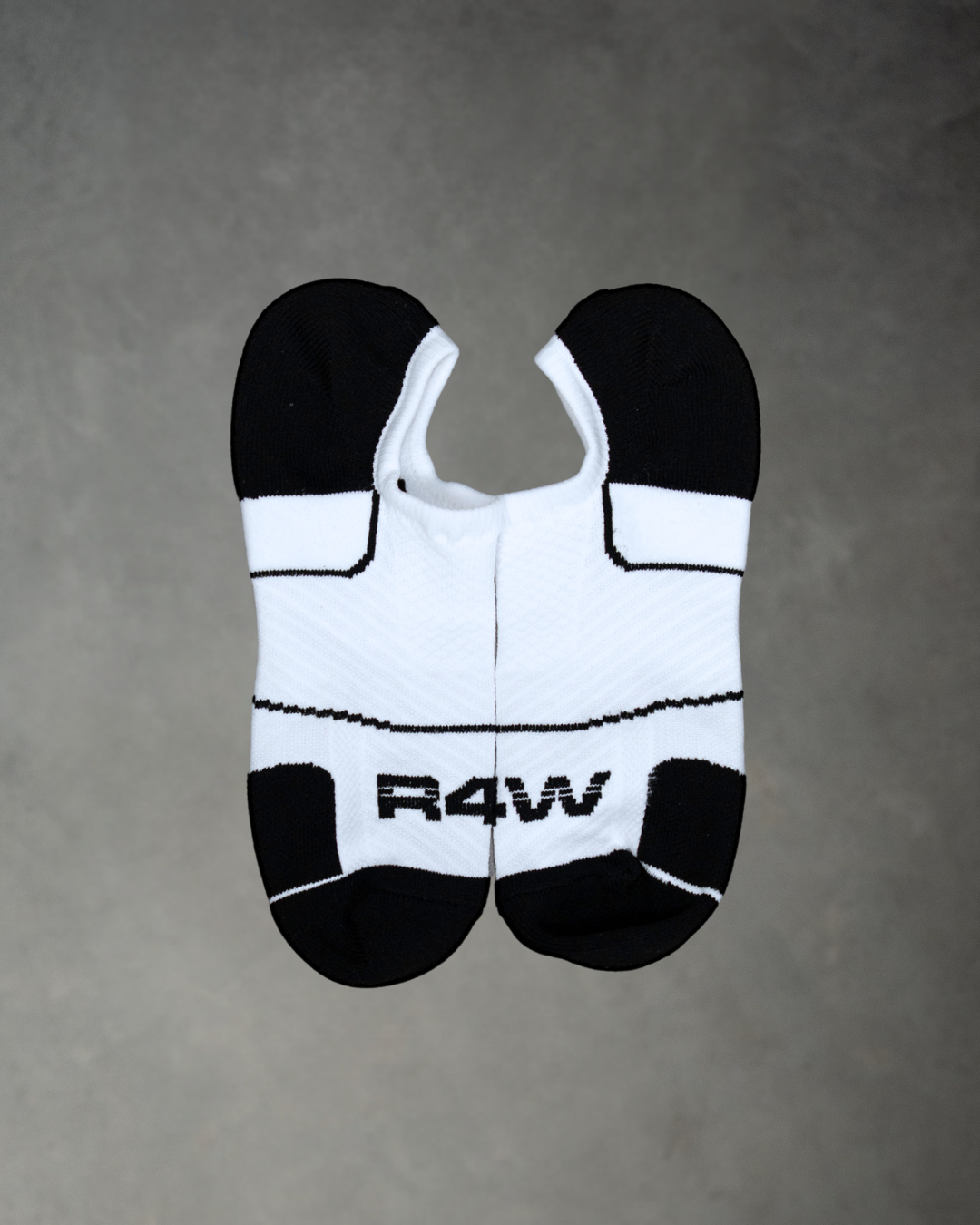 R4W COMPRESSION INVISI SOCKS WHITE/BLACK