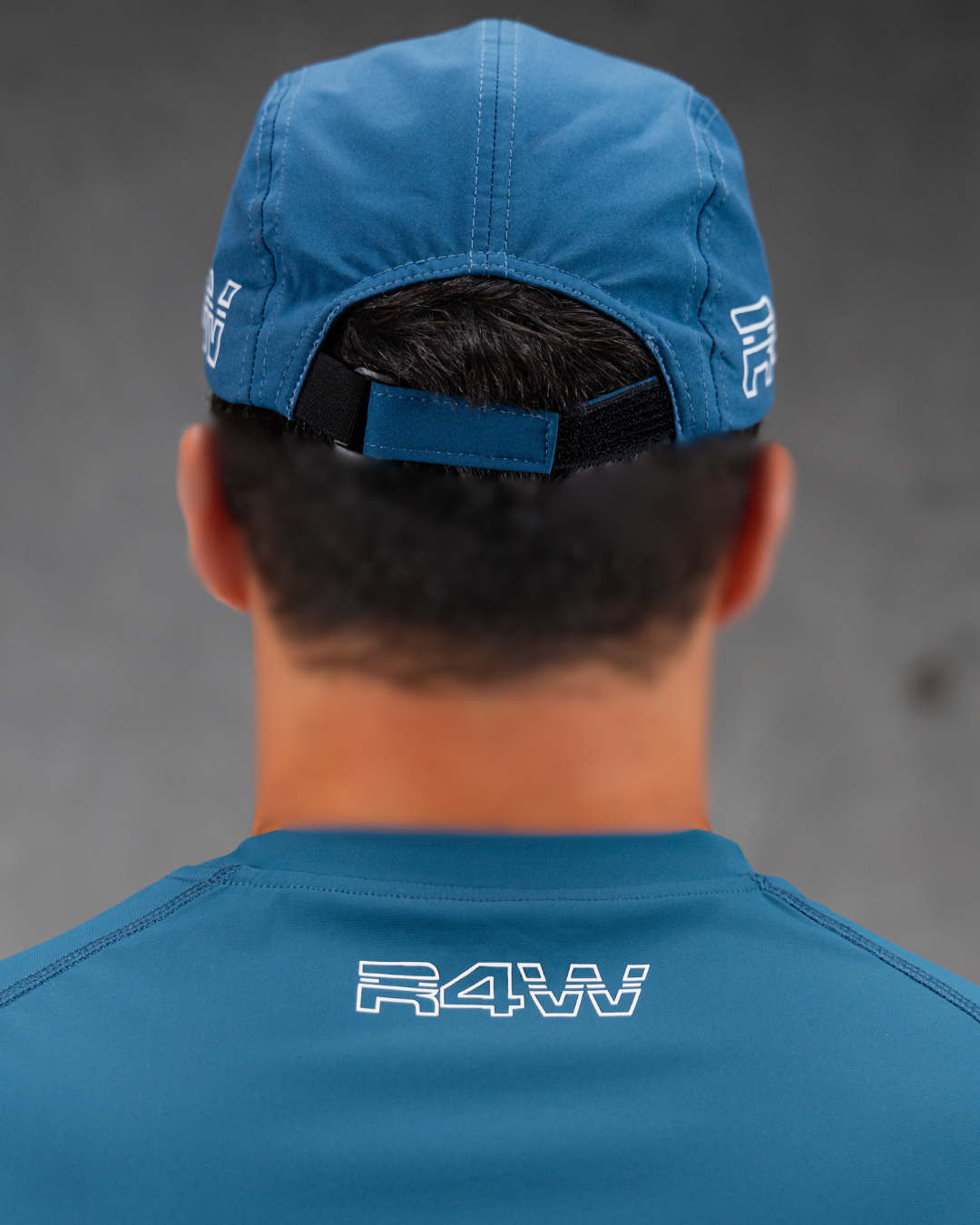 R4W EDGE DRI-FIT HAT AZURE