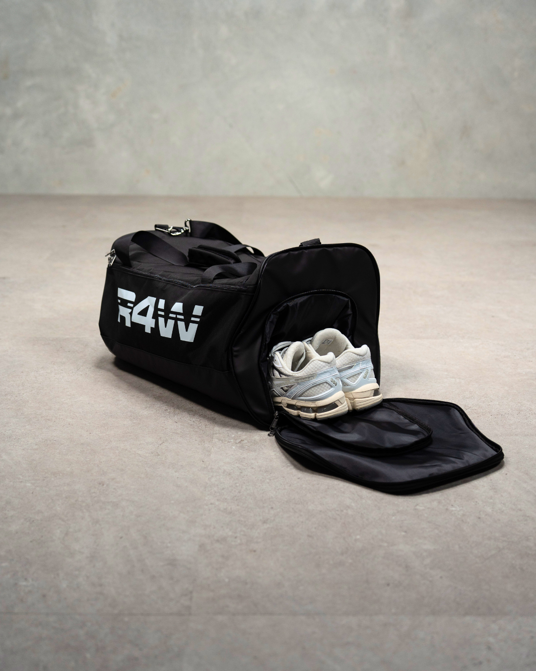 R4W ACTIVE DUFFLE BAG