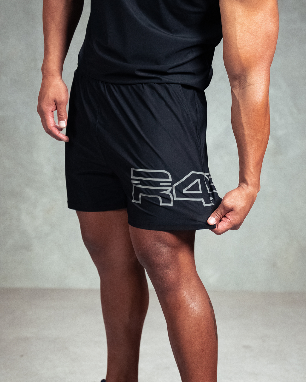 R4W PRO FLEX SHORTS OUTLINE BLACK